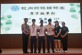 利物浦对施洛特贝克表现出浓厚兴趣，有望在2026年夏天转会，转会费可能达5000万英镑。